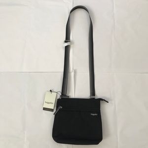 baggallini Crossbody Shoulder Bag Black Nylon